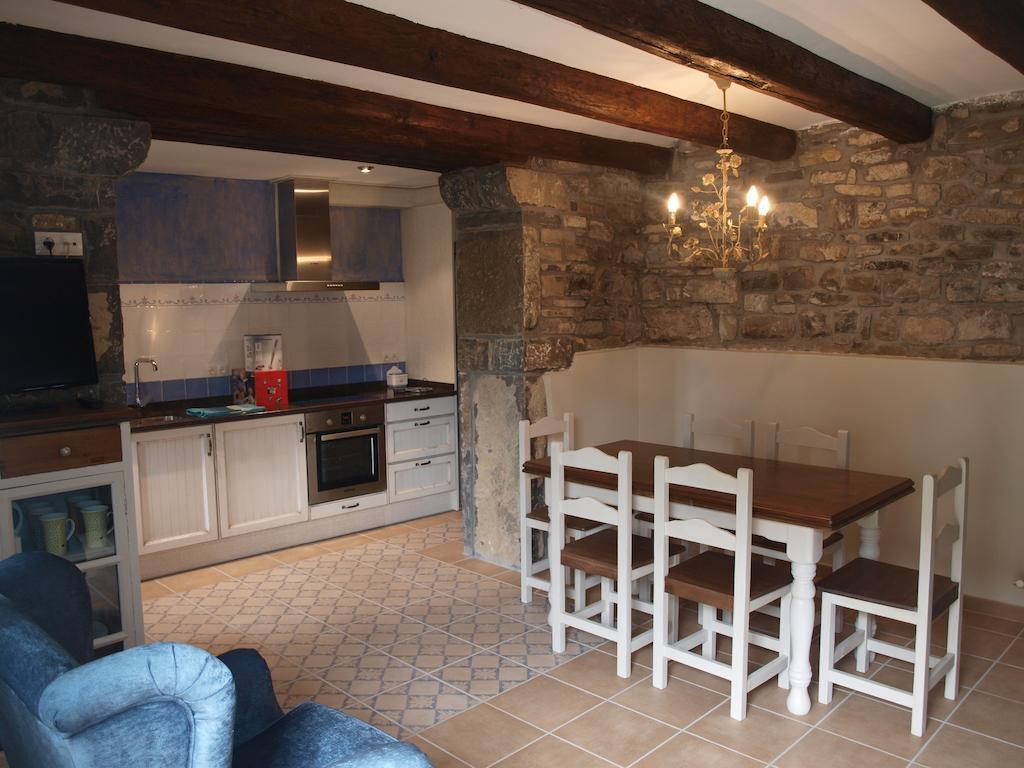 Apartamentos Casa Gallan Sarvise Room photo
