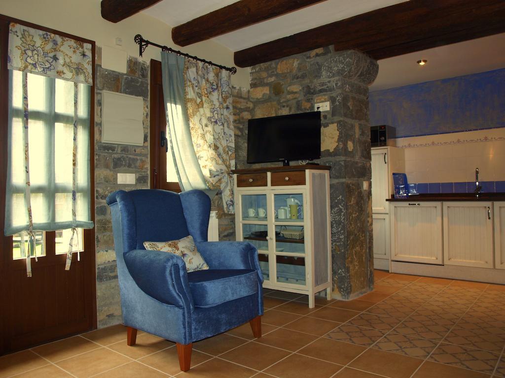 Apartamentos Casa Gallan Sarvise Room photo
